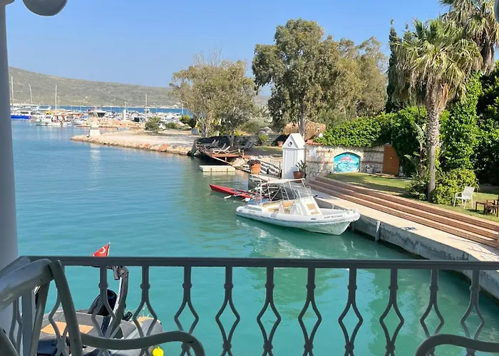 Port Alacati Hotel