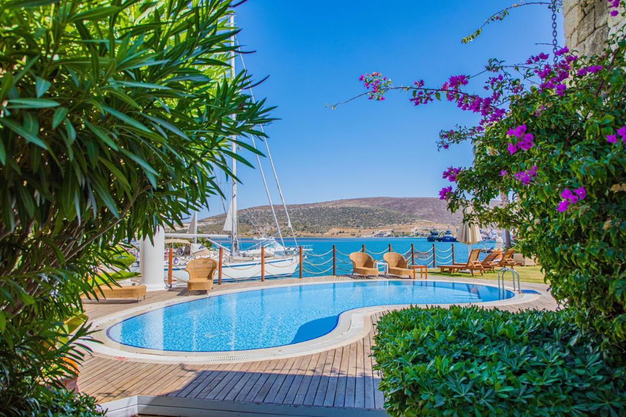 Port Hotel 3*