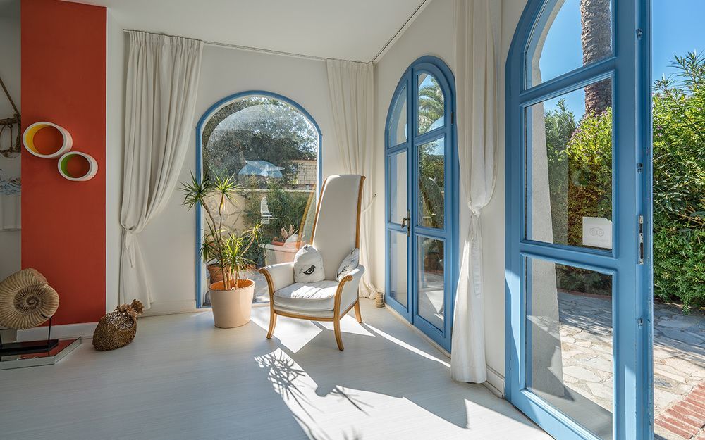 Port Hotel 3*